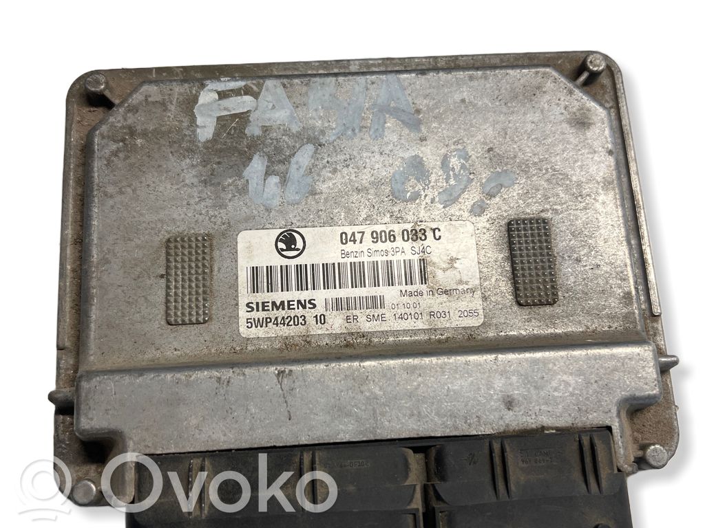 Unidad de control/módulo del motor   047906033C,5WP442031