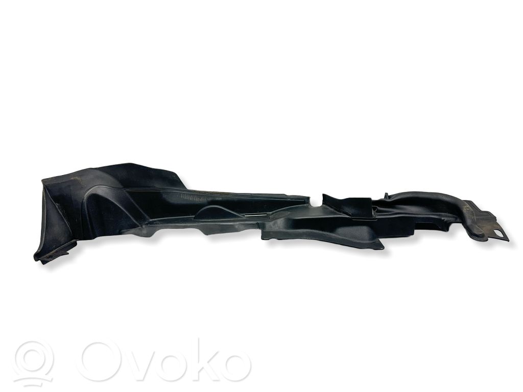 Moldura del borde del guardabarros   8W6821170C