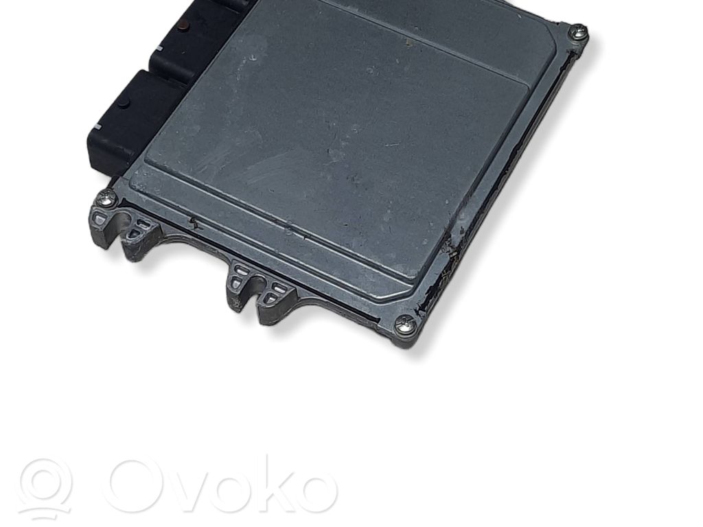 Nissan Note (E12) Engine control unit/module 