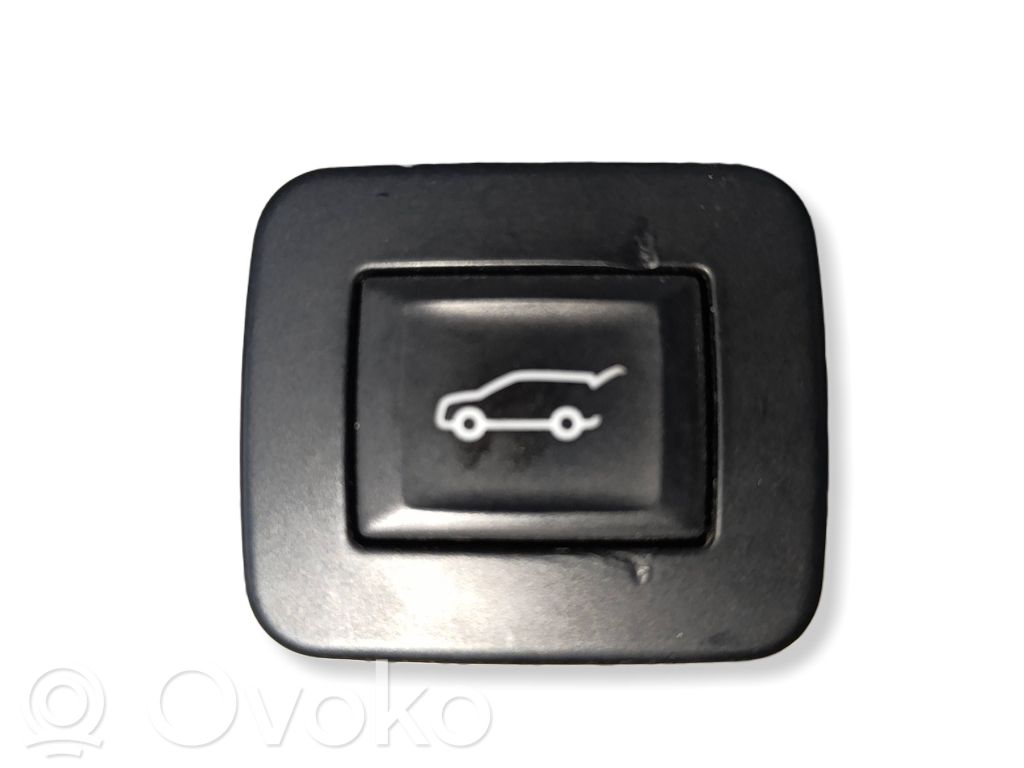 Opel Insignia A Przełącznik / Przycisk otwierania klapy bagażnika 