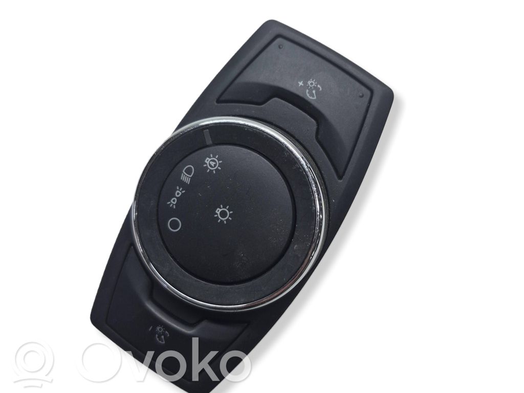 Ford Mustang VI Light switch 