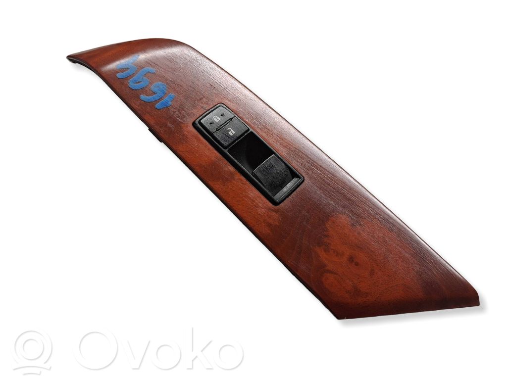Lexus RX 450H Electric window control switch 