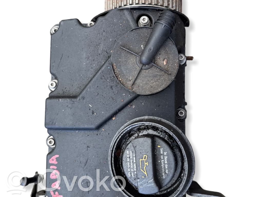 Skoda Fabia Mk2 (5J) Engine head 