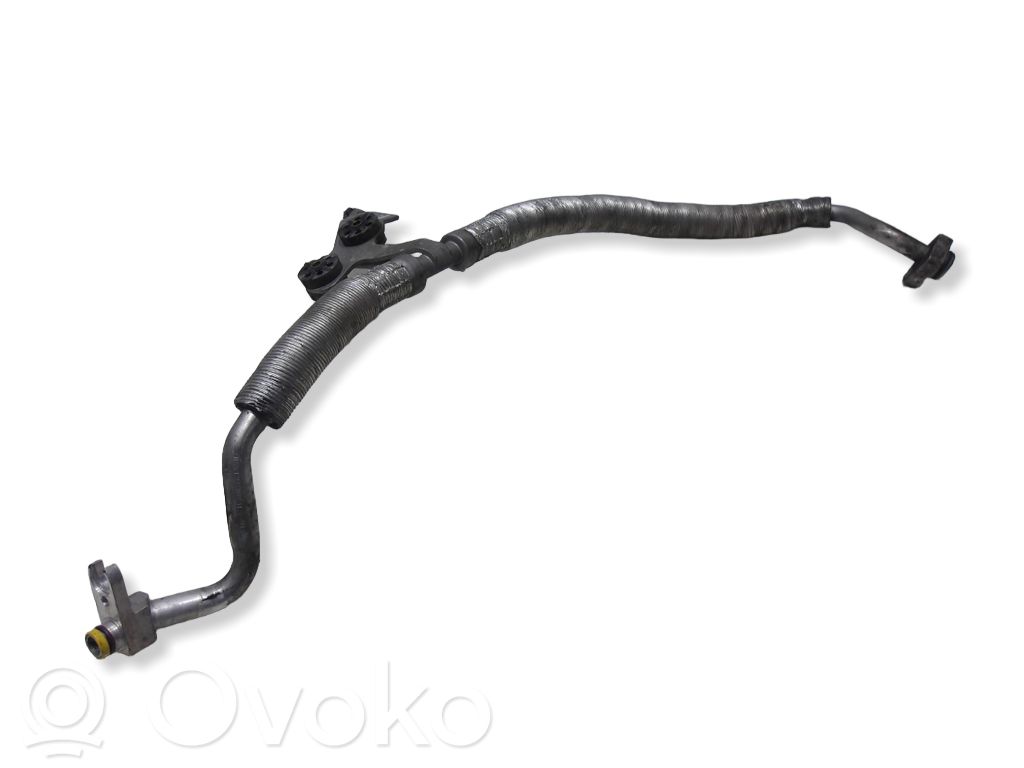 Ilmastointilaitteen putki (A/C)   6910802