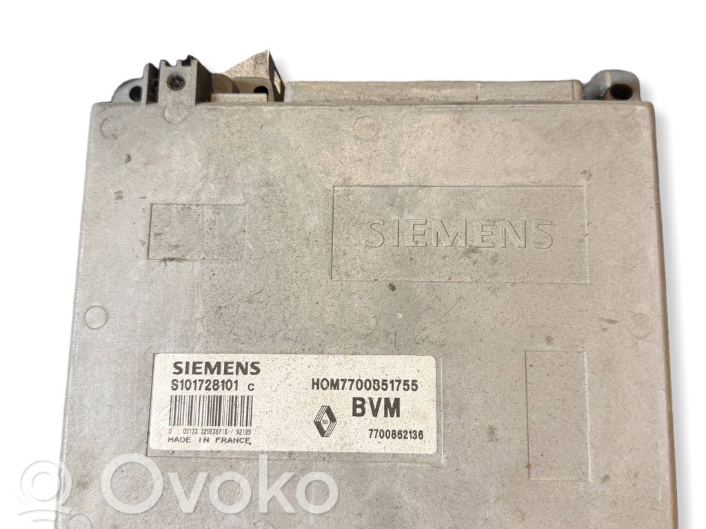 Renault Megane II Engine control unit/module 