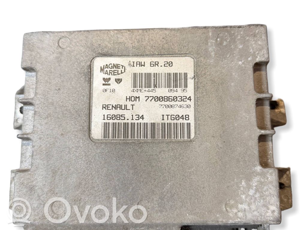 Renault Twingo I Variklio valdymo blokas 