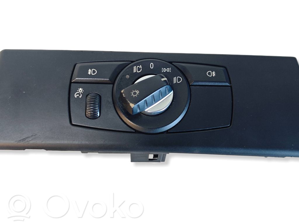 BMW 5 E60 E61 Šviesų jungtukas 