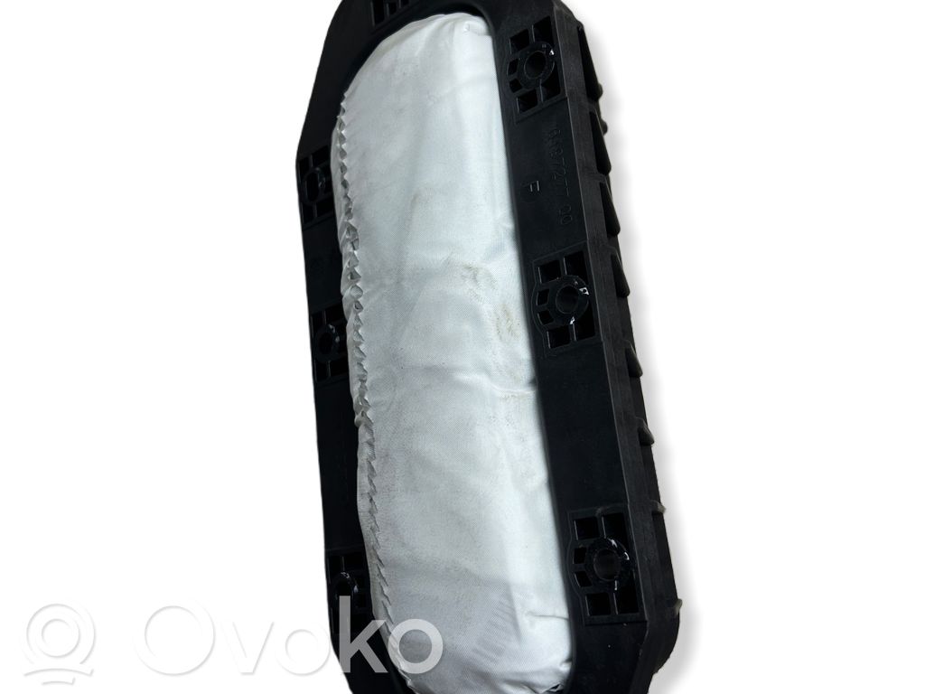 Volvo V40 Keleivio oro pagalvė 