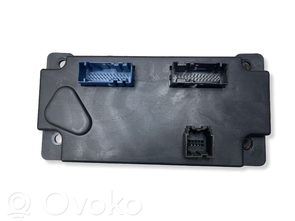 Nissan Navara D40 Sonstige Steuergeräte / Module 