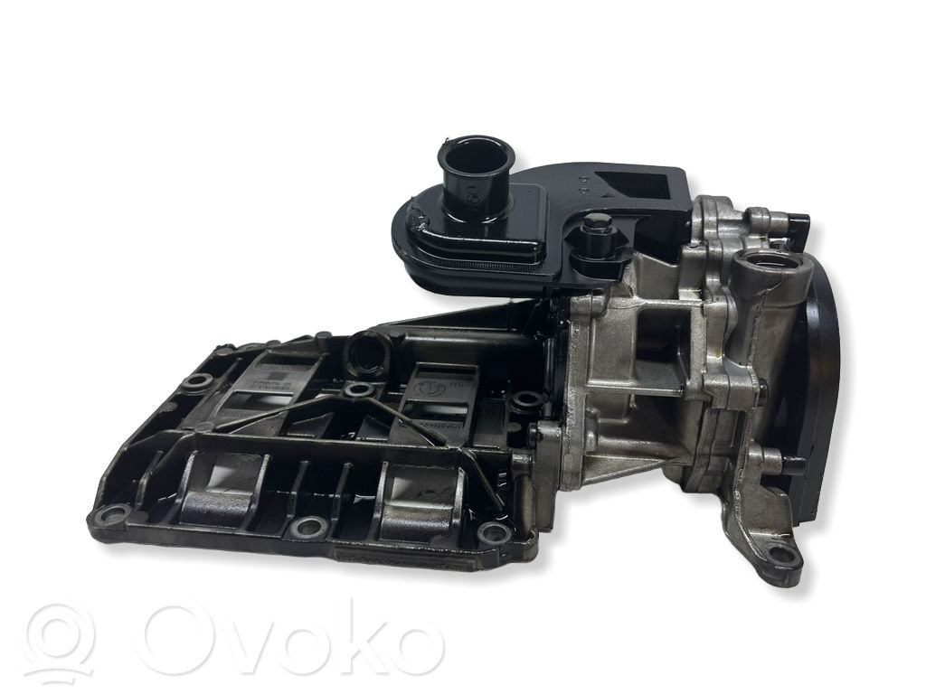 Oil pump   7798014,07101000101