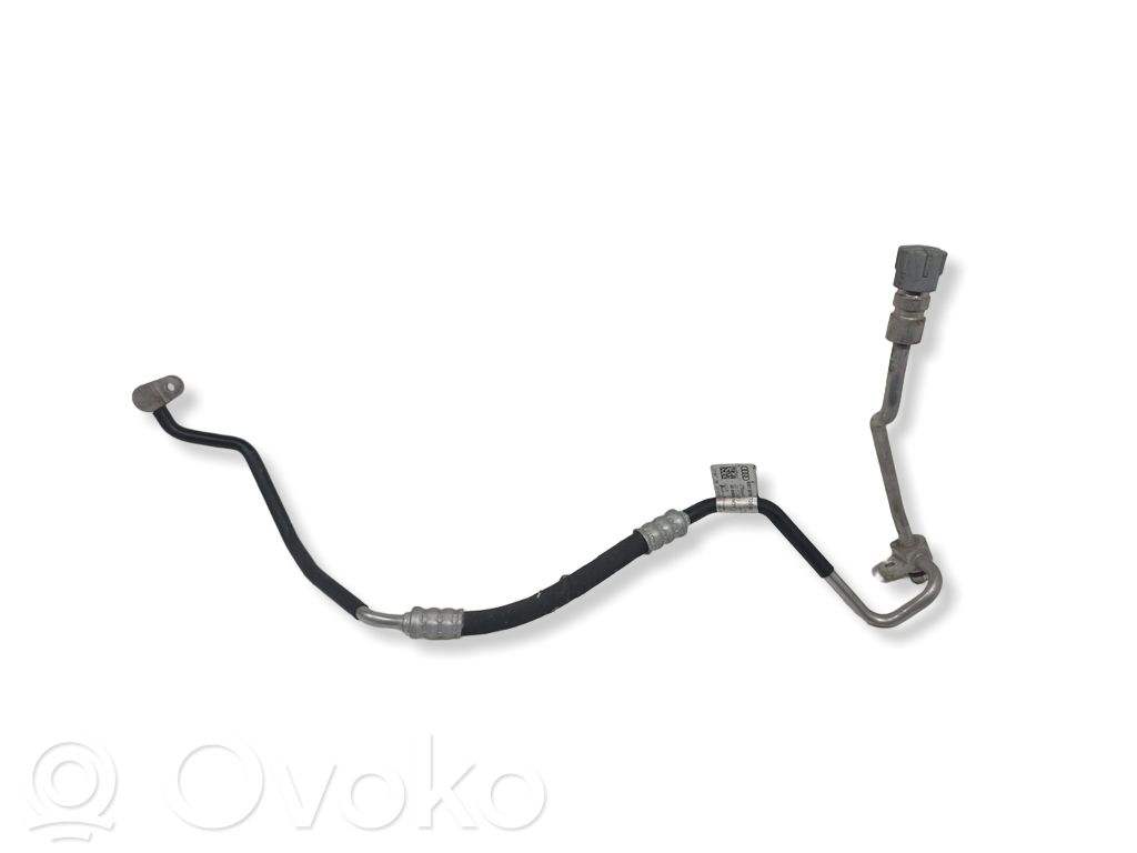 Audi A5 Ilmastointilaitteen putki (A/C) 
