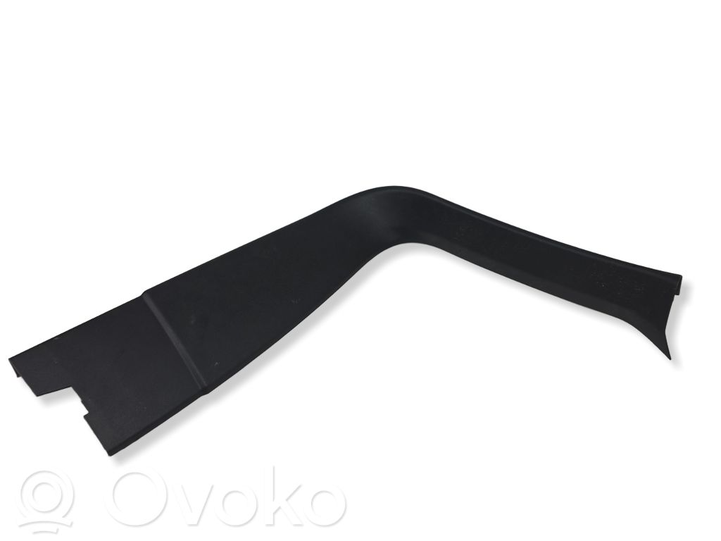 Volvo XC90 Tailgate trim 