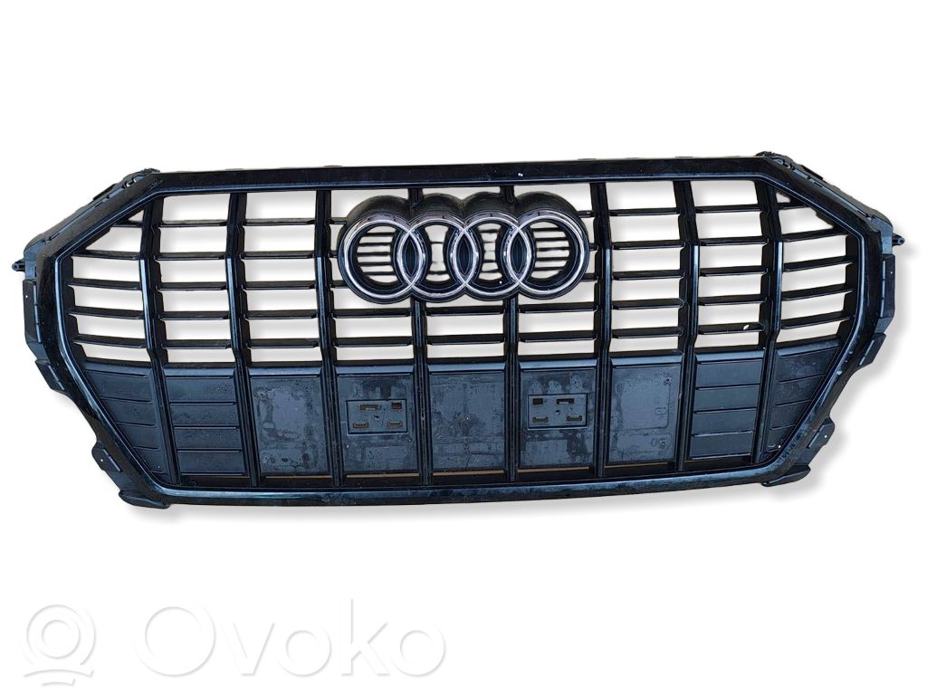 Audi Q3 F3 Grilă radiator față 