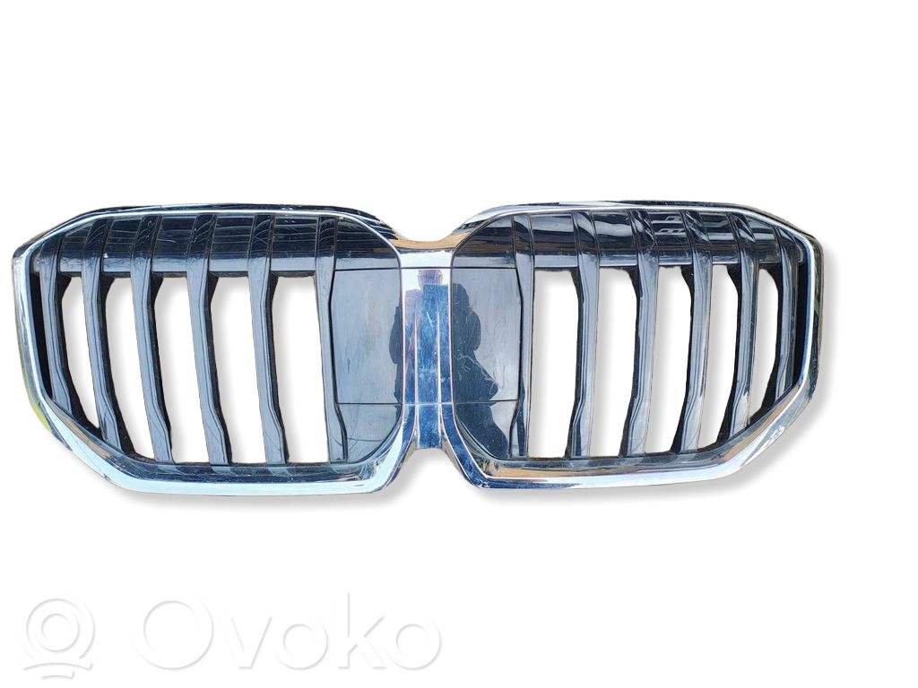 BMW 2 Active Tourer U06 Maskownica / Grill / Atrapa górna chłodnicy 