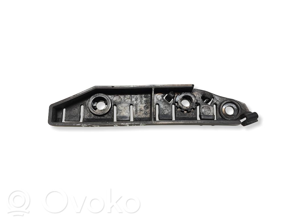 Soporte del parachoques delantero   108418200E