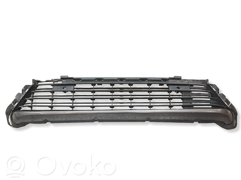 Opel Combo E Front bumper lower grill 