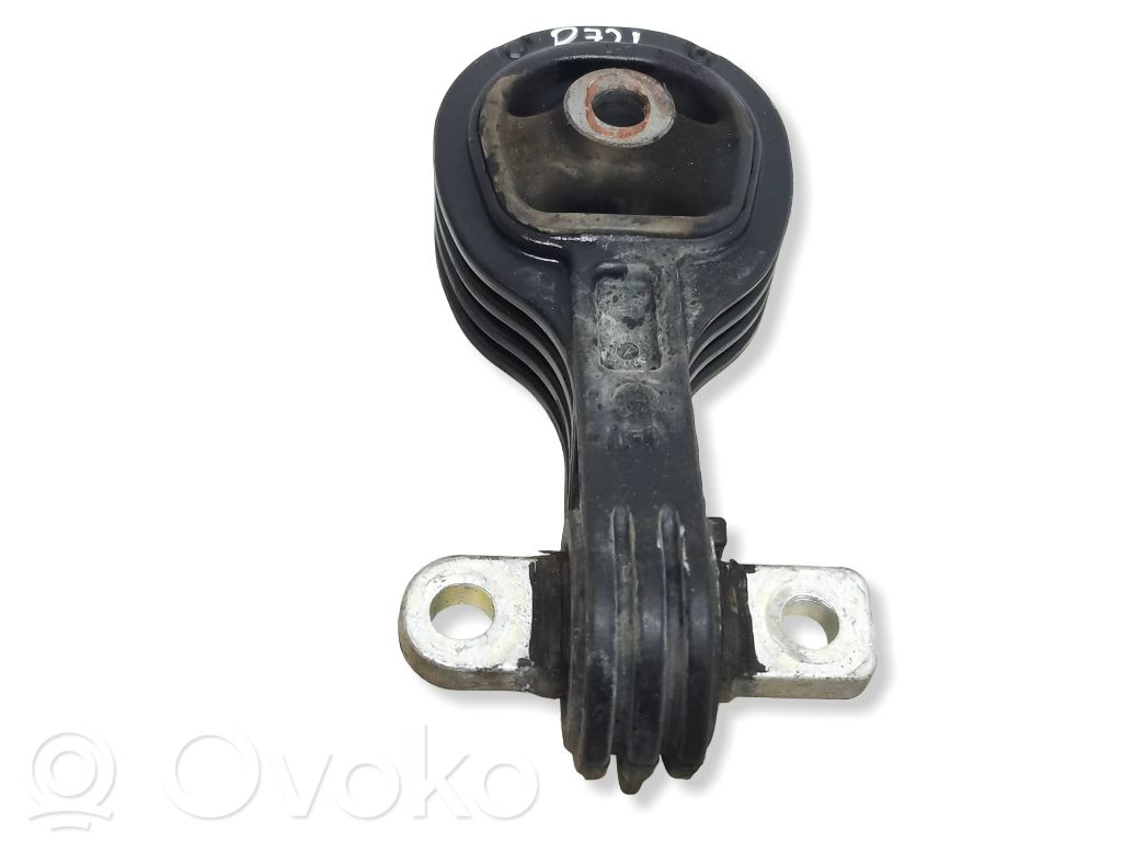 Honda CR-V Engine mount bracket 