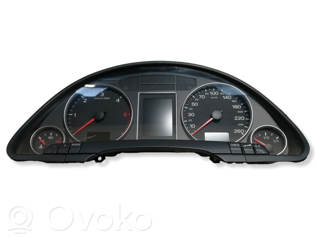 Audi A4 S4 B7 8E 8H Licznik / Prędkościomierz 