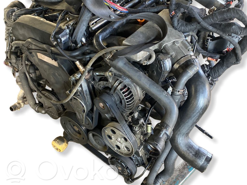 Audi A4 S4 B6 8E 8H Moteur 