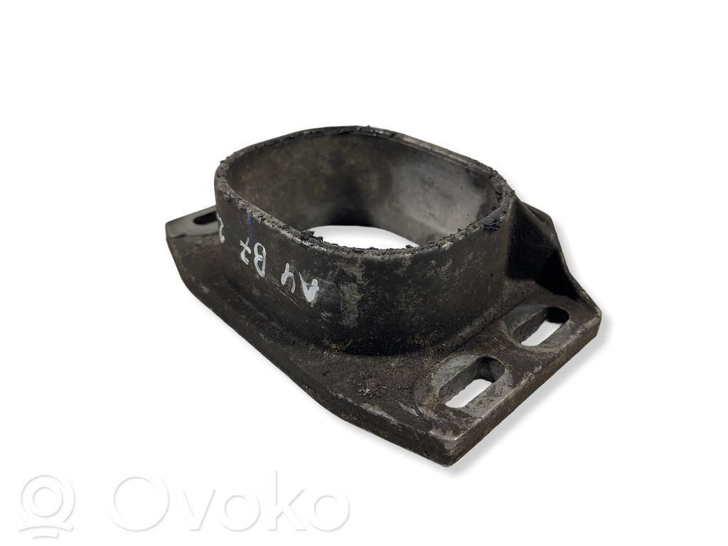 Audi A4 S4 B7 8E 8H Engine mounting bracket 