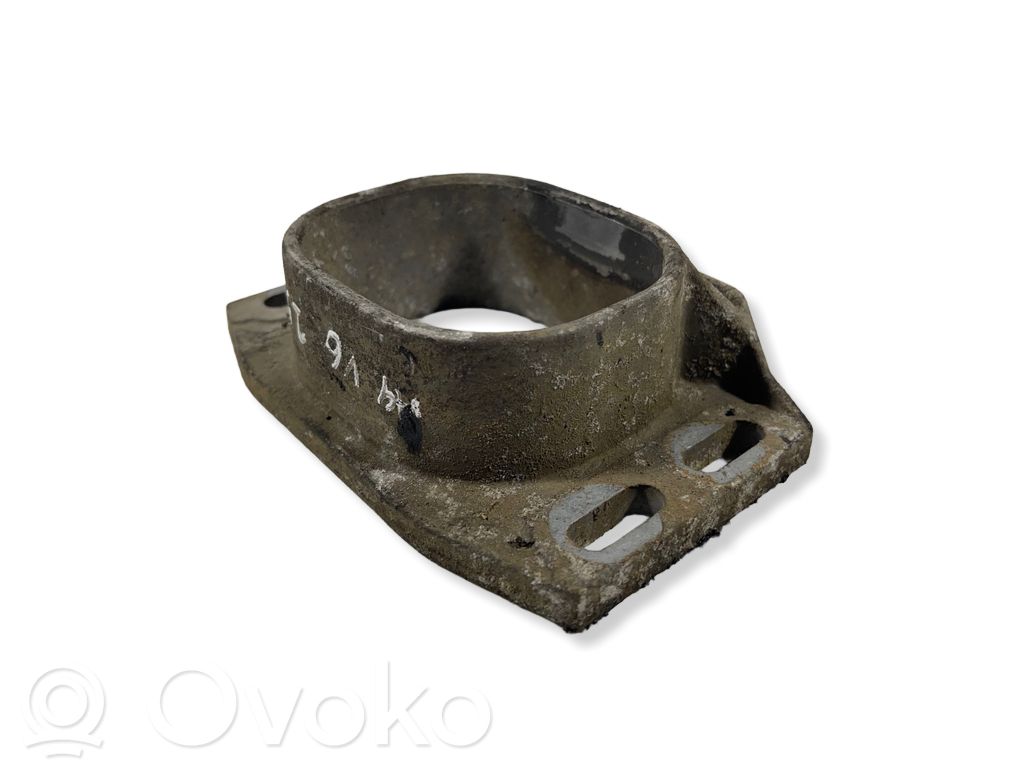 Audi A4 S4 B7 8E 8H Engine mounting bracket 