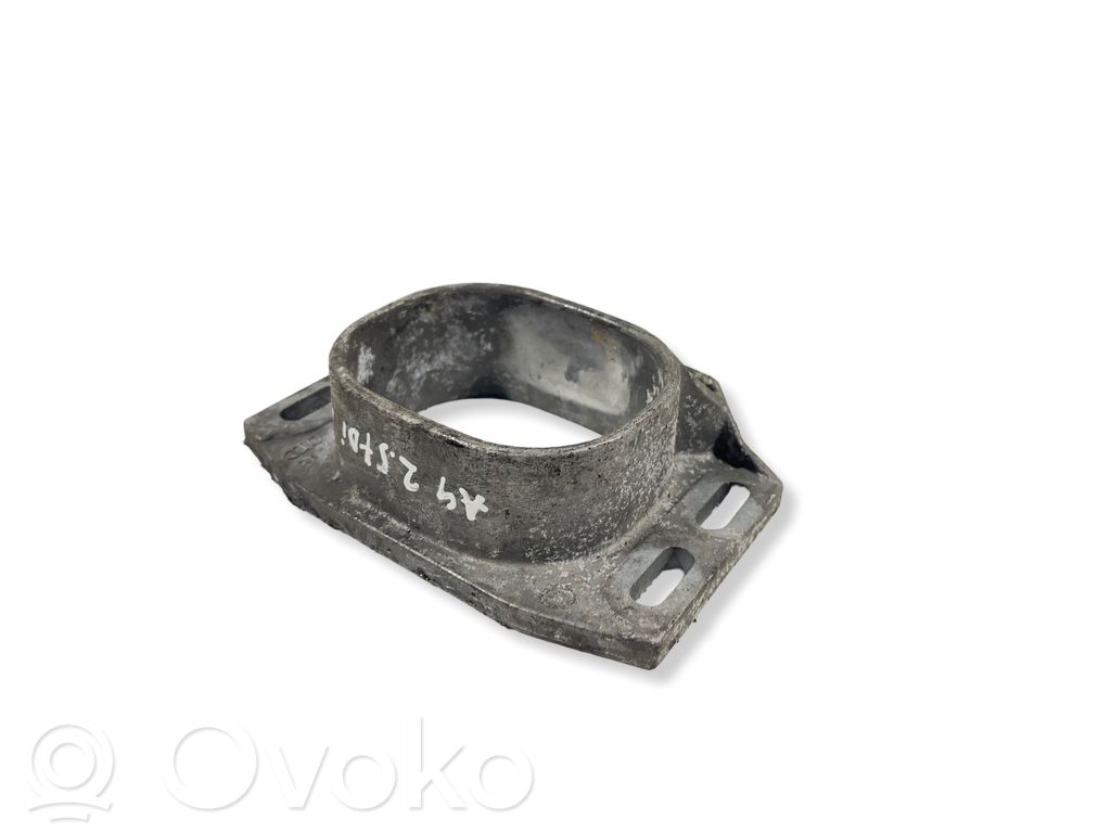 Audi A4 S4 B6 8E 8H Engine mounting bracket 