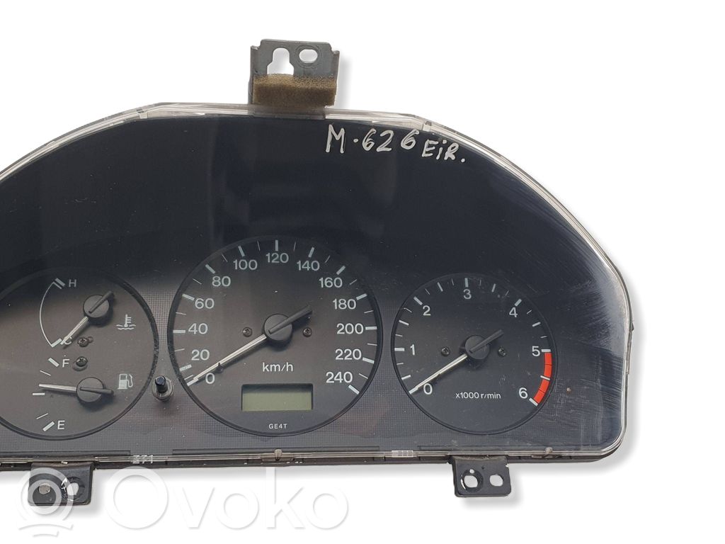 Mazda 626 Vitezometru (grup de instrumente) 