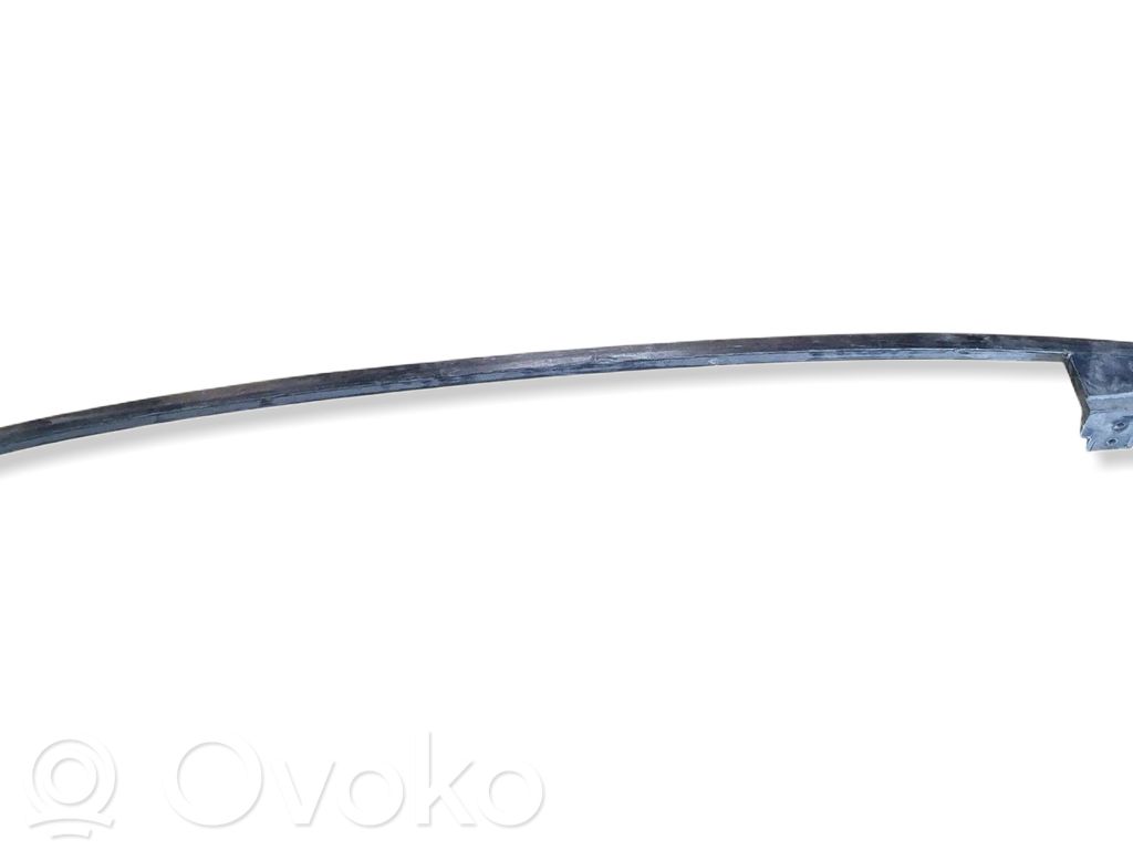 KIA Ceed Priekšpusē bampera sija / balka 