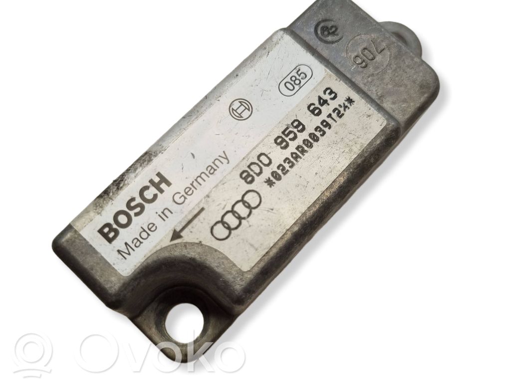 Audi A4 S4 B5 8D Airbagsensor Crashsensor Drucksensor 