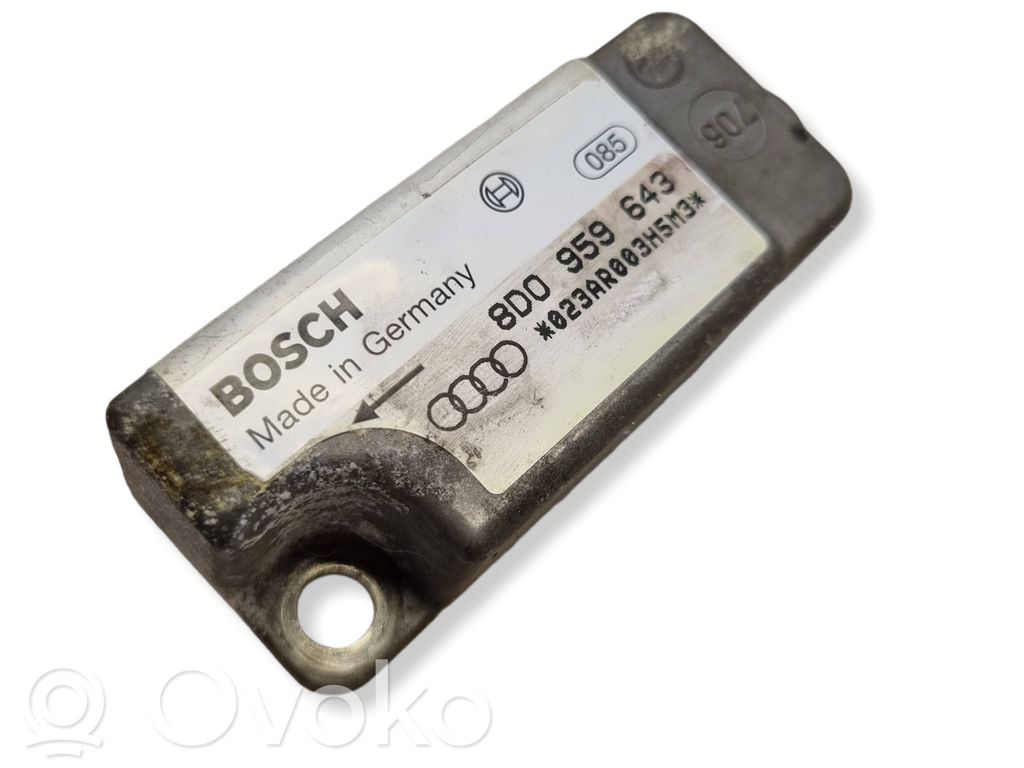 Audi A4 S4 B5 8D Airbagsensor Crashsensor Drucksensor 