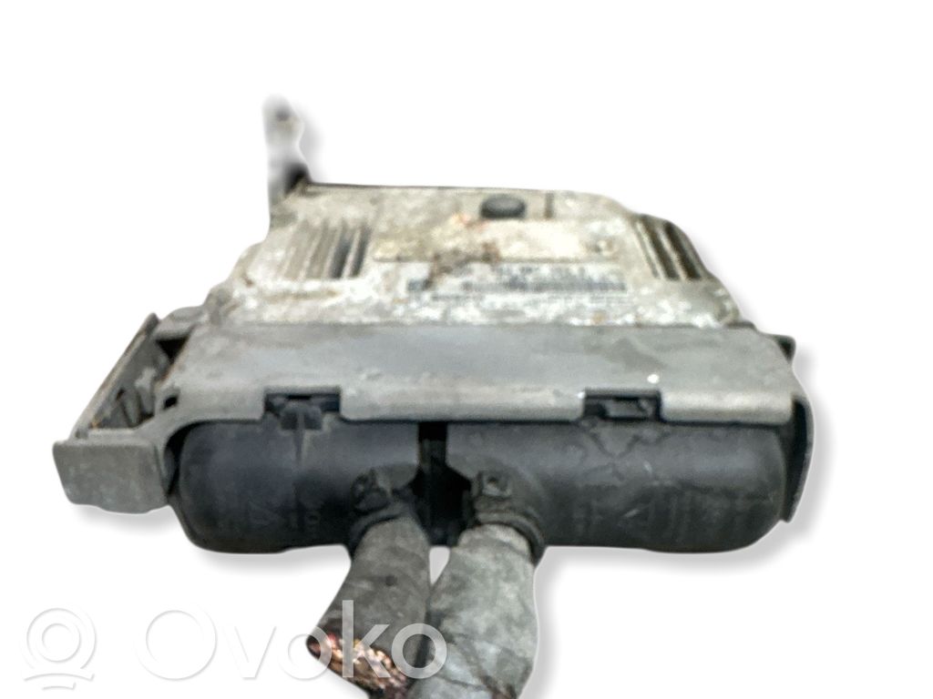 Engine control unit/module   06J907309B,0261S06014