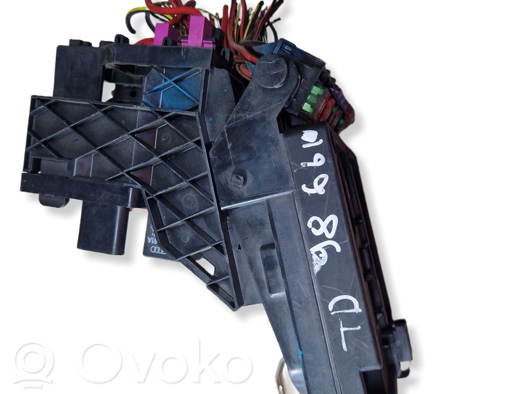 Mukavuusmoduuli   S108145200E,7M0962258E,470802320