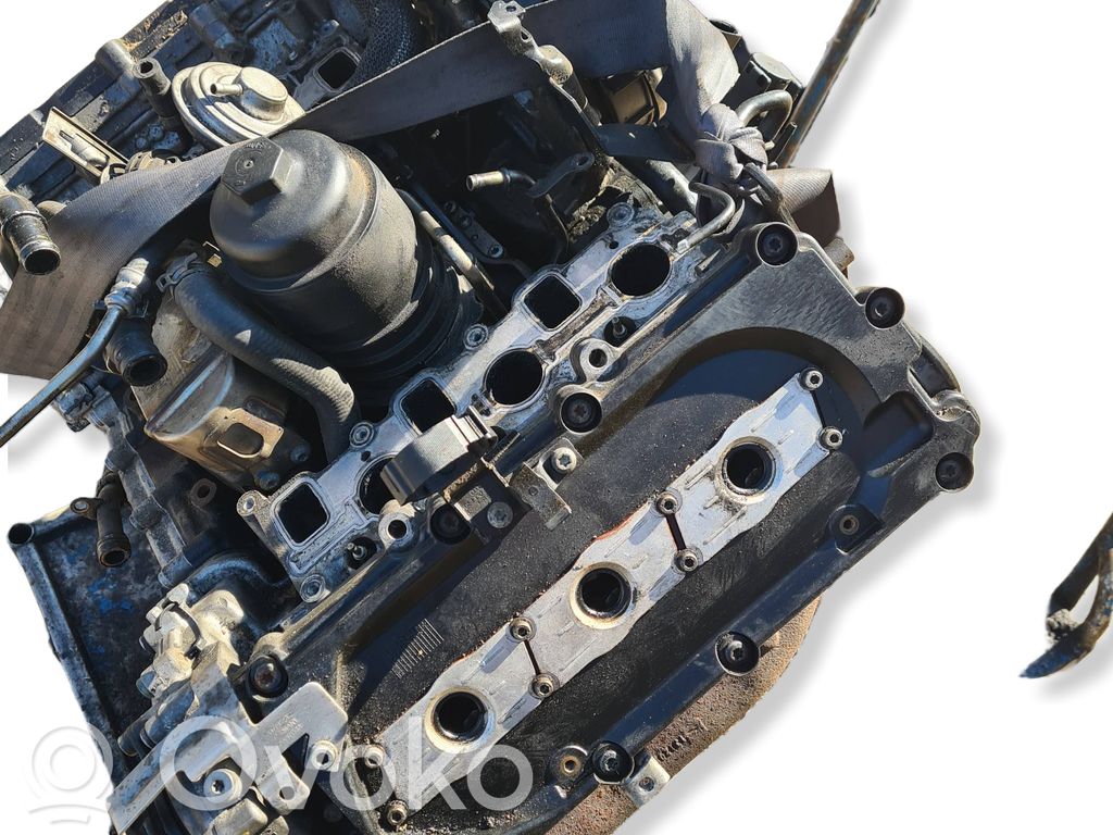 Motor   059103021AR
