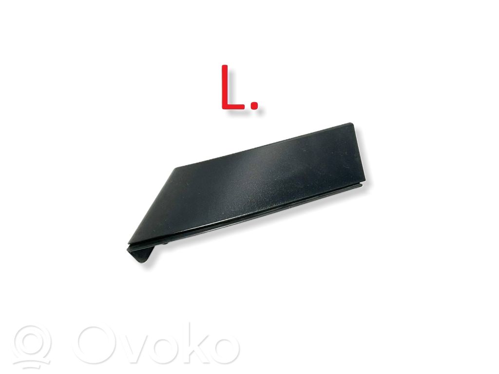 Toyota Yaris Cross Kita išorės detalė 