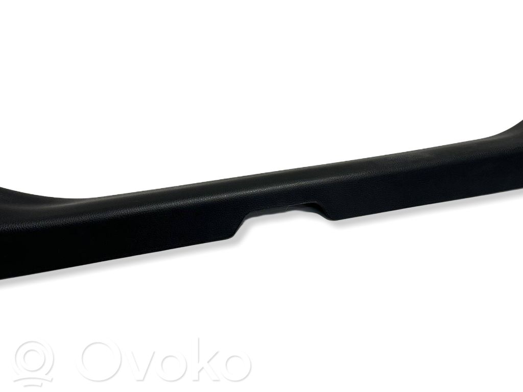 Toyota Yaris Cross Listwa progowa przednia 