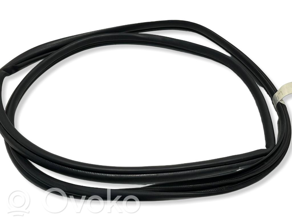 Toyota Yaris Cross Rubber seal rear door 