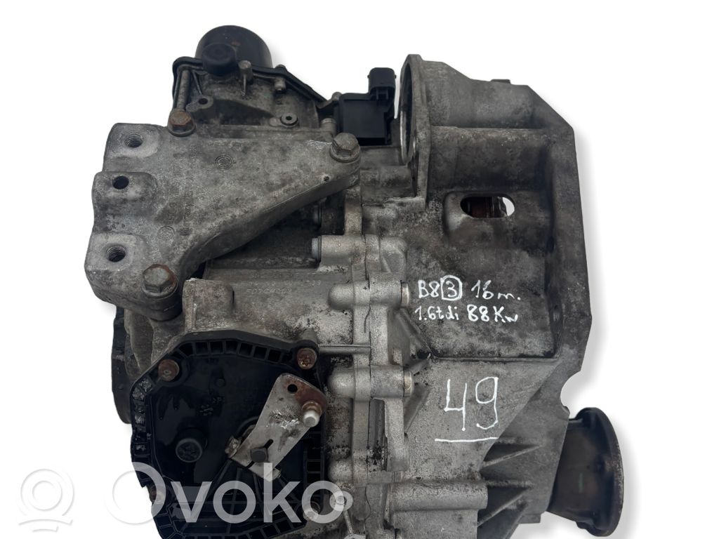 Volkswagen PASSAT B8 Caja de cambios automática 