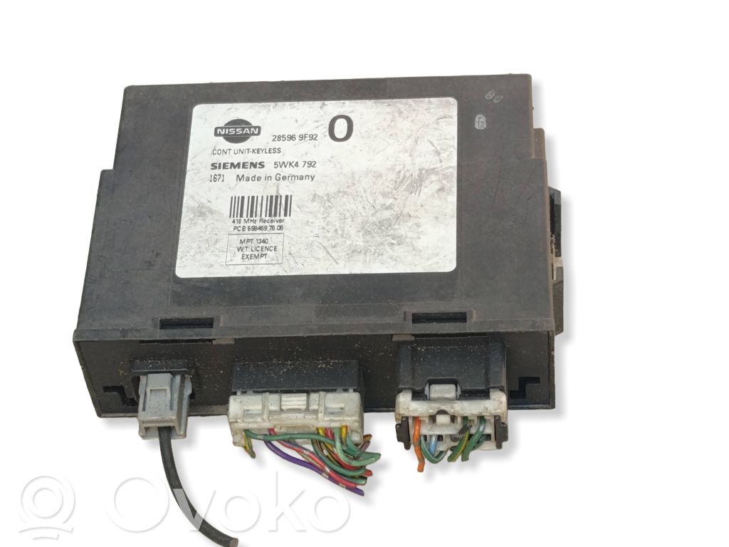 Nissan Primera Module confort 