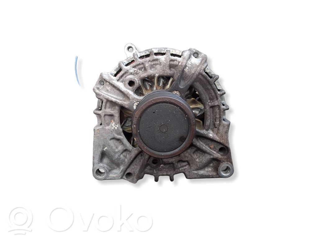 Mercedes-Benz B W246 W242 Alternator 