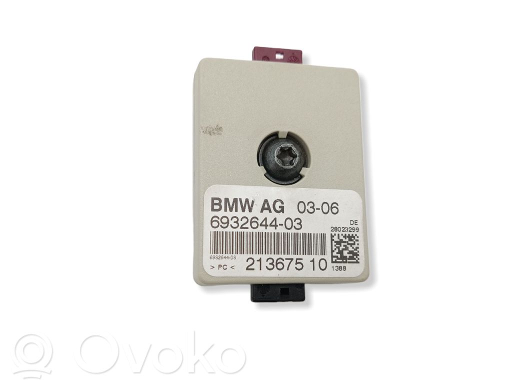 BMW 3 E90 E91 Antenos stiprintuvas 