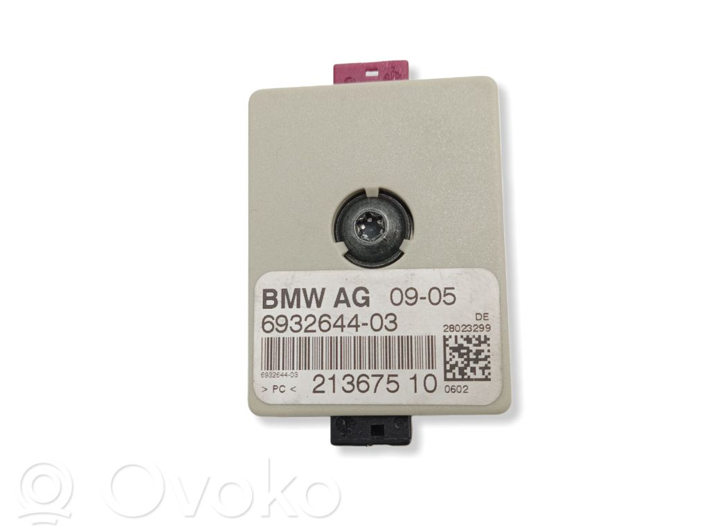 BMW 3 E90 E91 Antenos stiprintuvas 