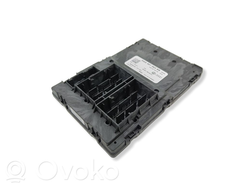 Audi A4 S4 B9 Module confort 