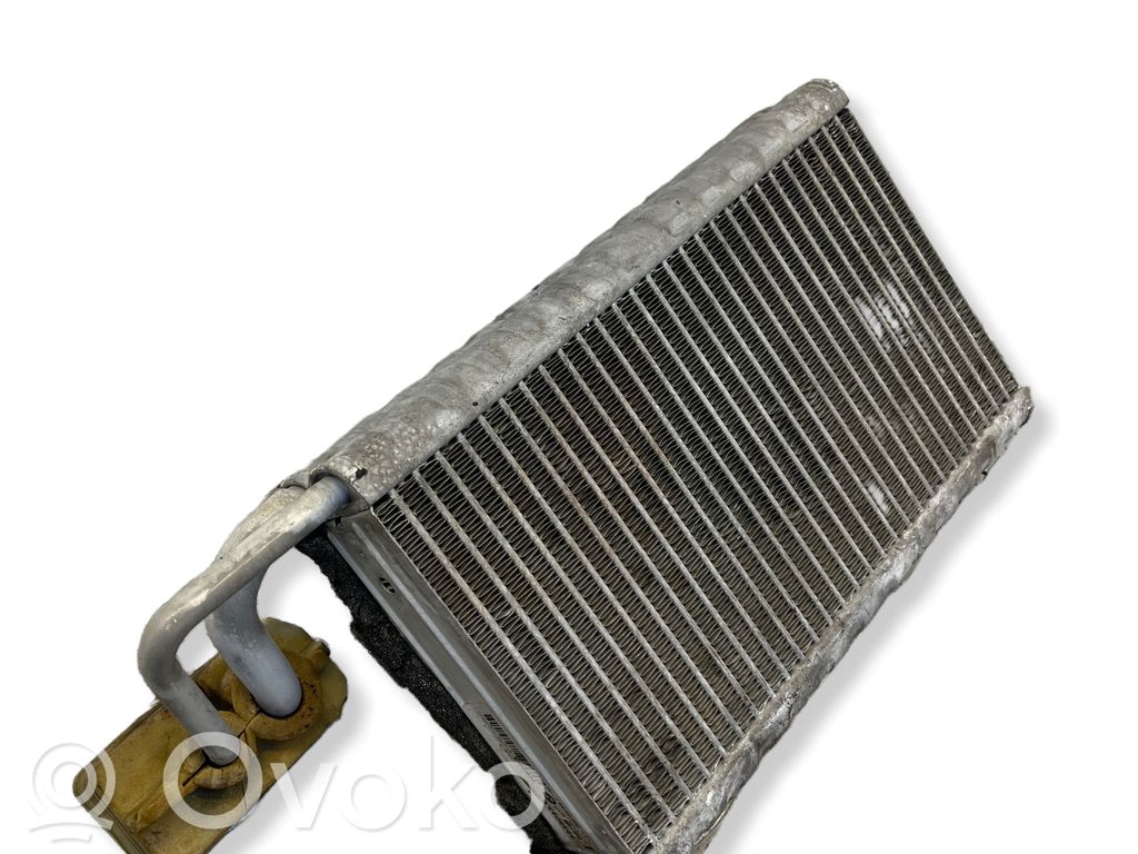 BMW 5 E60 E61 Oro kondicionieriaus radiatorius (salone) 