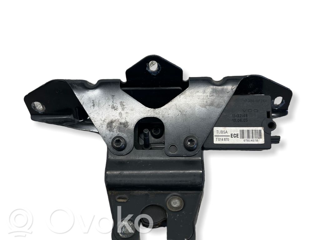 BMW 5 E60 E61 Aizmugurējais lukturis pārsegā 