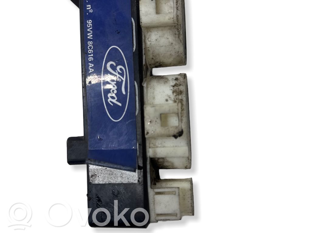 Volkswagen Sharan Coolant fan relay 