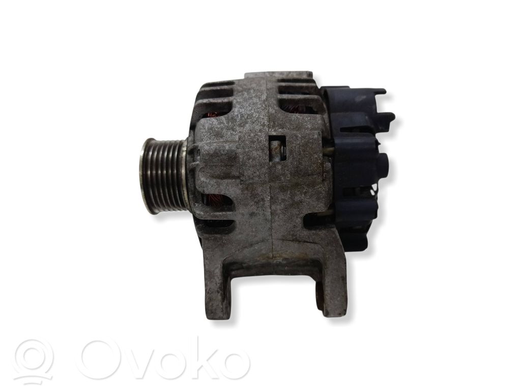 Renault Clio III Generator/alternator 