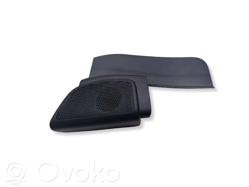 Front door high frequency speaker   8A6T18808BB