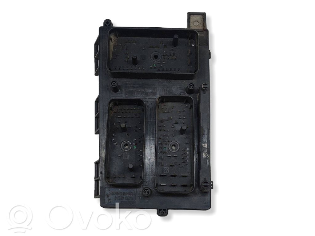 Opel Astra H Módulo de fusible 