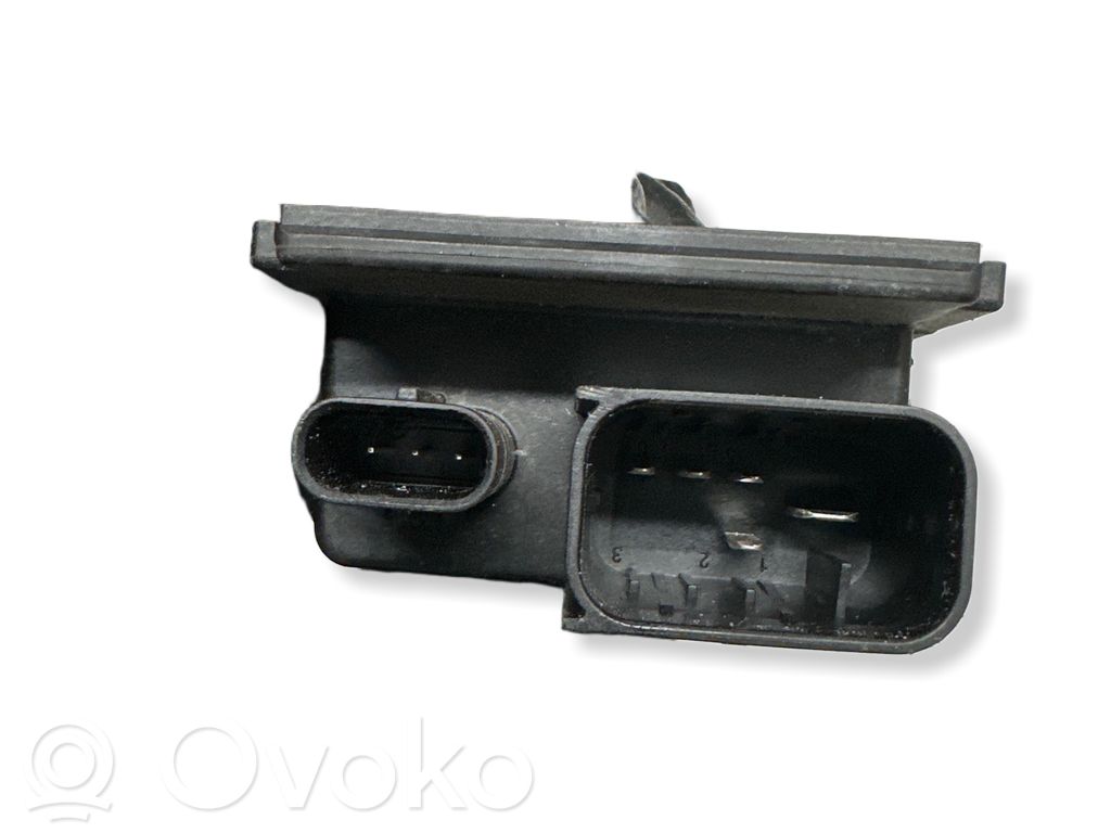 BMW X3 F25 Glow plug pre-heat relay 