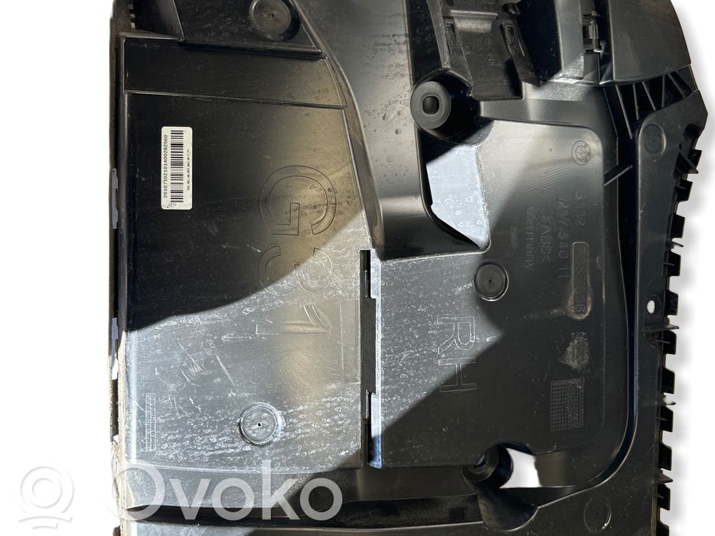 BMW 5 G30 G31 G38 Staffa di rinforzo montaggio del paraurti posteriore 